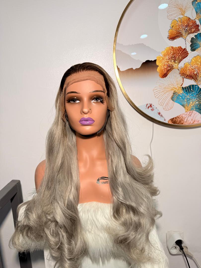 Perruque Synthétique de Lux